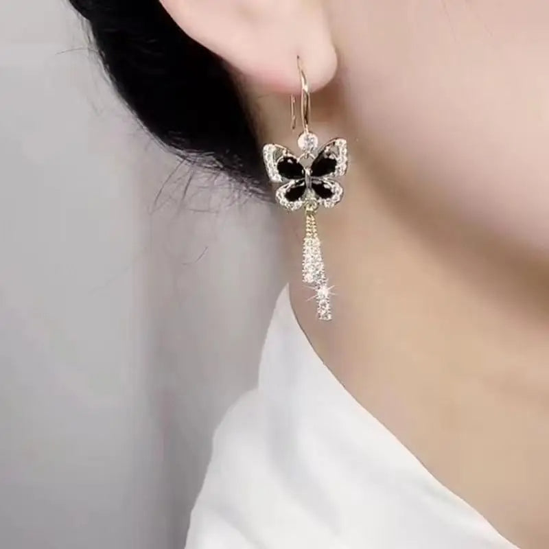 Pendientes de borla de mariposa de cristal